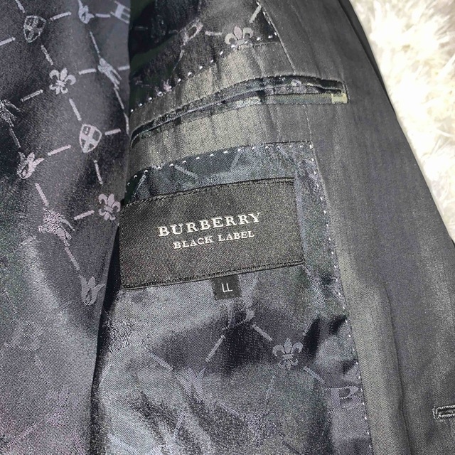 BURBERRY BLACK LABEL(バーバリーブラックレーベル)の【極上の一品✨】バーバリーブラックレーベル ストライプ モノグラム メンズのジャケット/アウター(テーラードジャケット)の商品写真