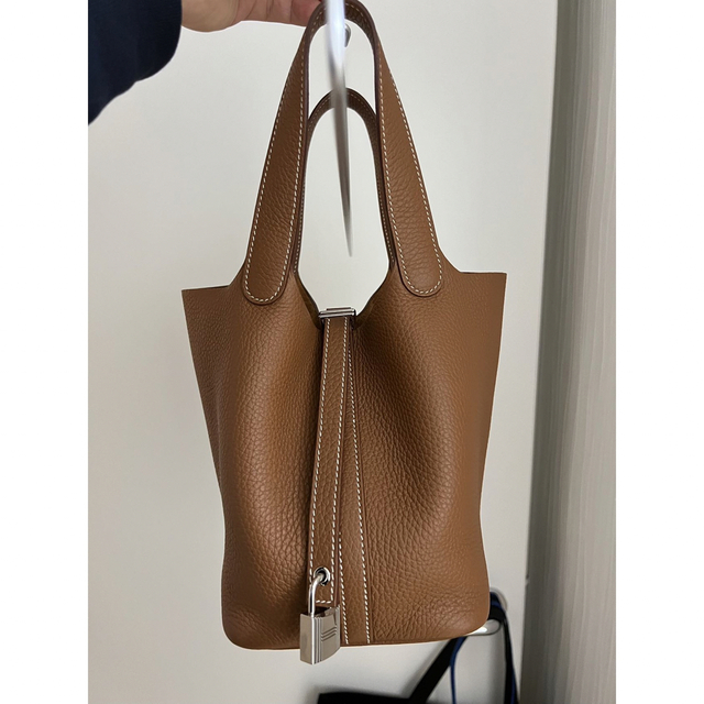 Hermes(エルメス)の【美品】エルメス ピコタンロック pm ゴールド金具シルバー レディースのバッグ(ハンドバッグ)の商品写真