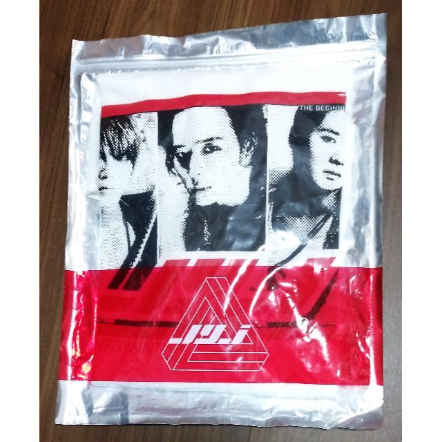 JYJ(ジェイワイジェイ)の【新品】JYJ THE BEGINNING★非売品★Tシャツ レディースのトップス(Tシャツ(半袖/袖なし))の商品写真