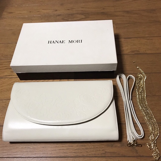 HANAE MORI(ハナエモリ)のハナエモリ　バッグ　美品 レディースのバッグ(クラッチバッグ)の商品写真