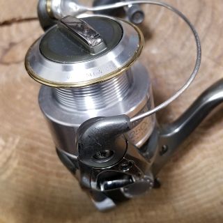 SHIMANO - 02ツインパワー2500 替えスプール付きの通販 by K's shop ...