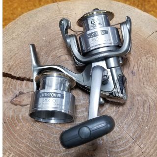 SHIMANO - 02ツインパワー2500 替えスプール付きの通販 by K's ...