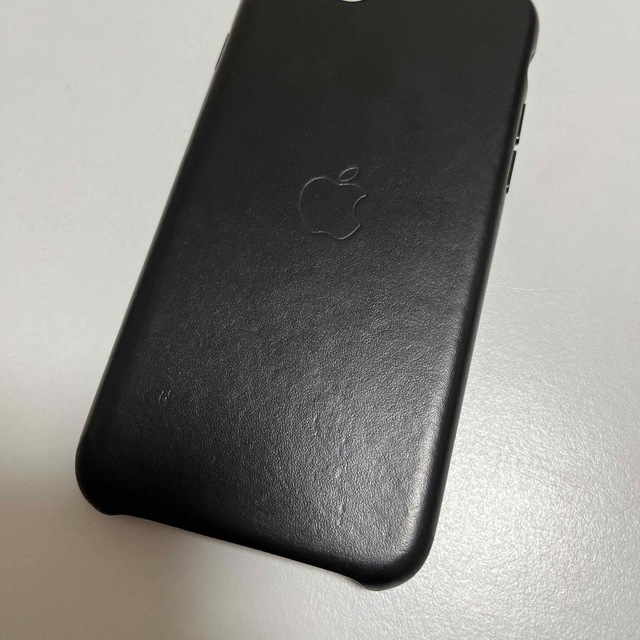 Apple(アップル)のiphoneSE 純正レザーケース　黒 スマホ/家電/カメラのスマホアクセサリー(iPhoneケース)の商品写真