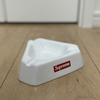 シュプリーム(Supreme)のSupreme ceramic ashtray 灰皿(灰皿)