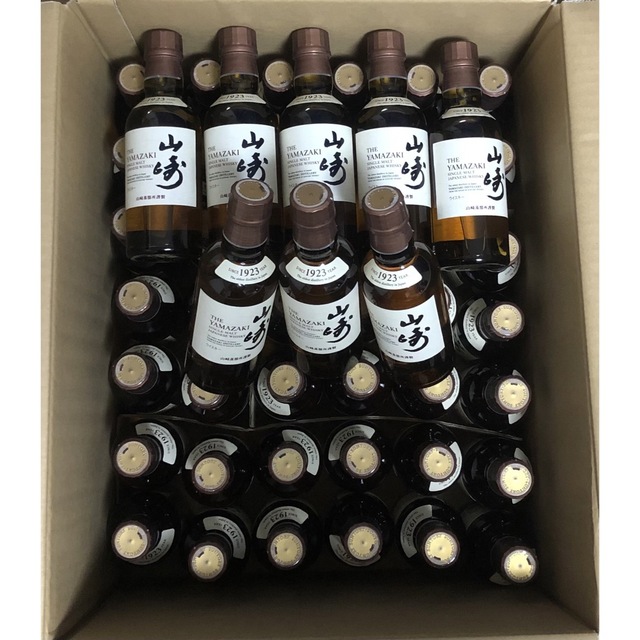 サントリー(サントリー)の山崎　180ml  50本　山崎NV  ミニボトル　ベビーボトル 食品/飲料/酒の酒(ウイスキー)の商品写真