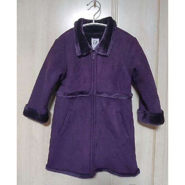 babyGAP(ベビーギャップ)のBABY GAP ムートンコート 3y キッズ/ベビー/マタニティのキッズ服女の子用(90cm~)(コート)の商品写真