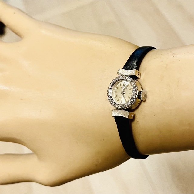 ロレックスレディース アンティーク時計 K18無垢ケース ダイヤ取巻き 手巻き
