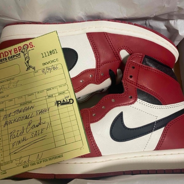 NIKE AIR JORDAN 1 HIGH OG  Chicago