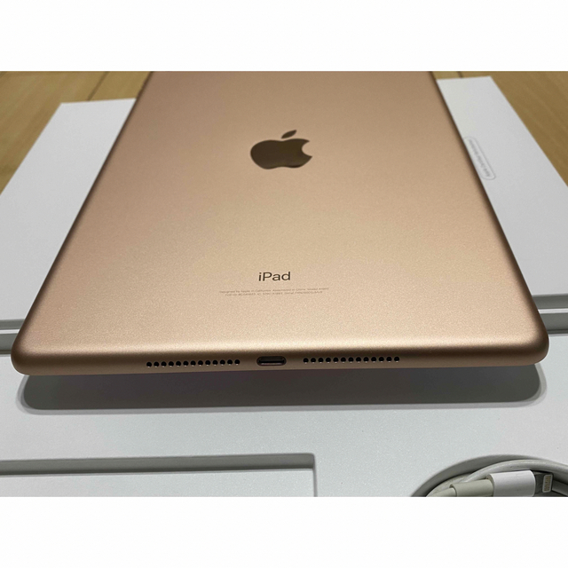 【美品】iPad第6世代32GB Wi-Fiモデルキーボード付きオフィス使用可能 6