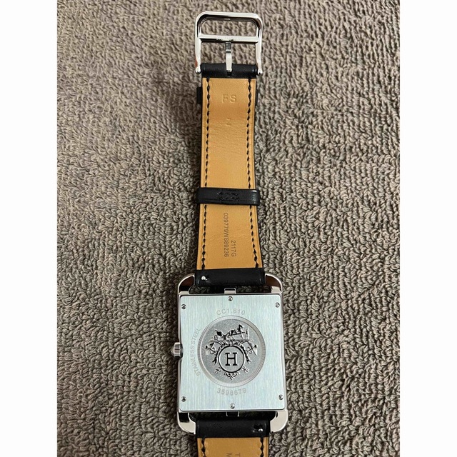 Hermes(エルメス)の完売品HERMES メンズ腕時計 《ケープコッド》33×33mm メンズの時計(腕時計(アナログ))の商品写真