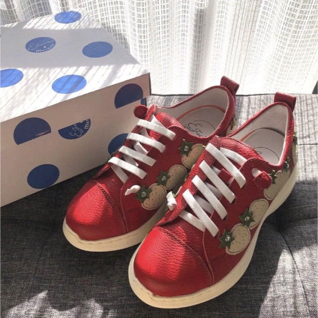 新品】エスタシオン×マルメロ エアサイクル 苺 イチゴレースアップ