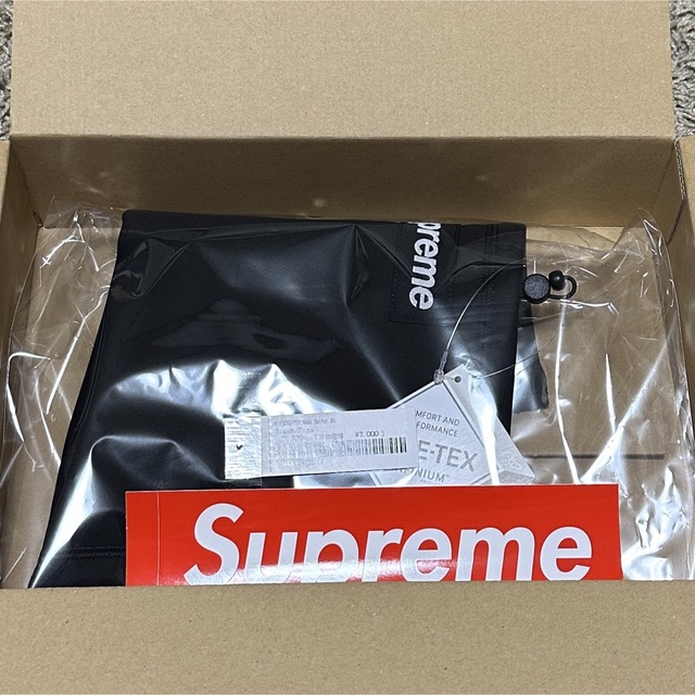 Supreme WINDSTOPPER® Neck Gaiter 　黒