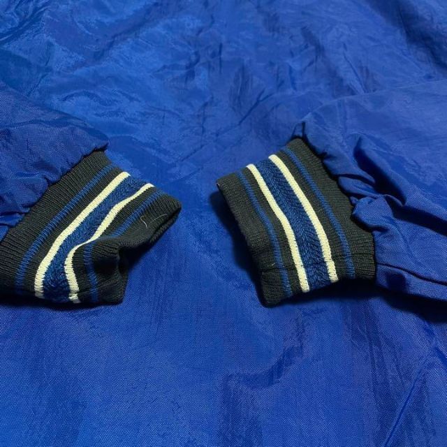 champion ナイロンジャケット プルオーバー ワンポイント刺繍ロゴ 古着