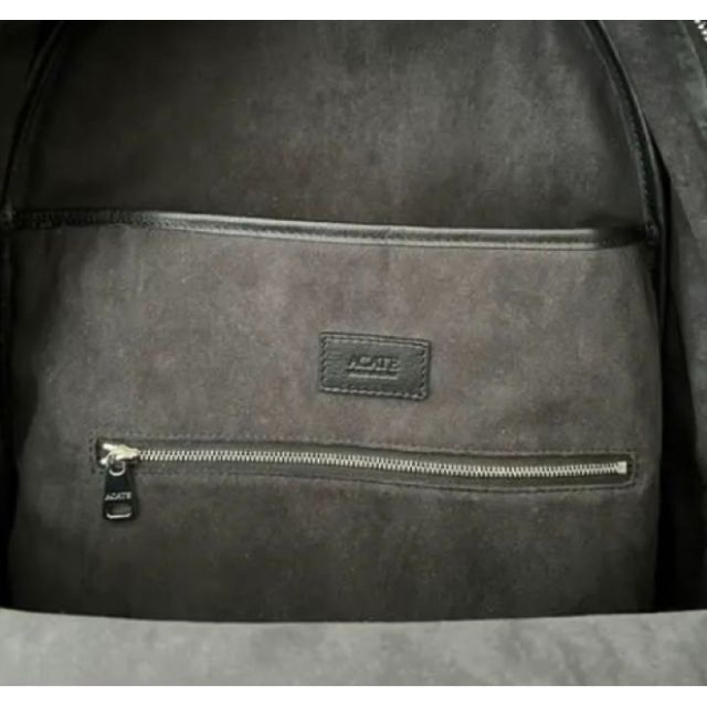 BEAMS F(ビームスエフ)のACATE アカーテ BIZE バックパック ピッグスエード メンズのバッグ(バッグパック/リュック)の商品写真