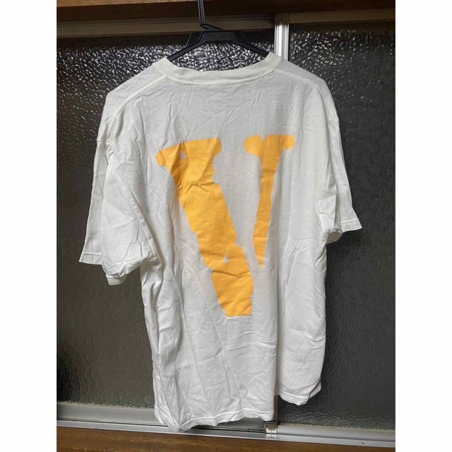 VLONE(ヴィーローン)のVLONE スマイリーdeadT メンズのトップス(Tシャツ/カットソー(半袖/袖なし))の商品写真