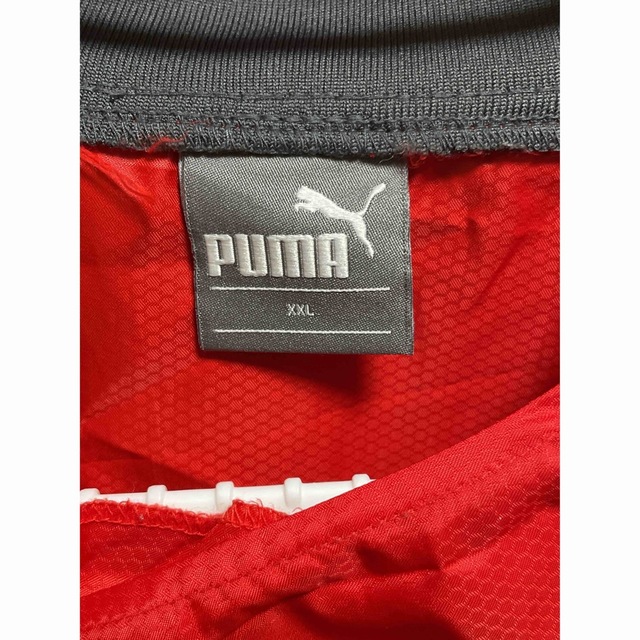 PUMA(プーマ)のPUMAピステ サッカー ピステ レッド 赤 防寒着 スポーツ/アウトドアのサッカー/フットサル(ウェア)の商品写真