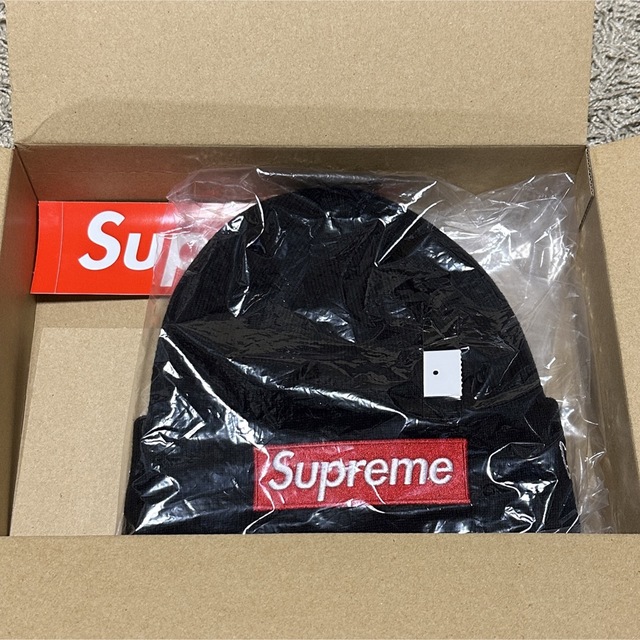 Supreme(シュプリーム)のSupreme New Era Box Logo Beanie ニット帽 黒 メンズの帽子(ニット帽/ビーニー)の商品写真