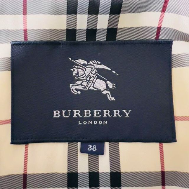 BURBERRY(バーバリー)のBurberry London バーバリーロンドン キルティング ロングコート レディースのジャケット/アウター(ロングコート)の商品写真