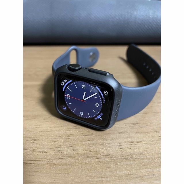 Apple Watch SE GPSモデル 40mm 第二世代