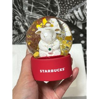 スターバックスコーヒー(Starbucks Coffee)のレア　海外　限定　スターバックス　正月　干支　丑　完売　スノードーム　干支(置物)