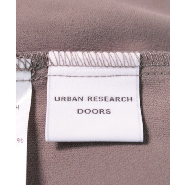 URBAN RESEARCH DOORS(アーバンリサーチドアーズ)のURBAN RESEARCH DOORS ワンピース One グレーベージュ 【古着】【中古】 レディースのワンピース(ひざ丈ワンピース)の商品写真