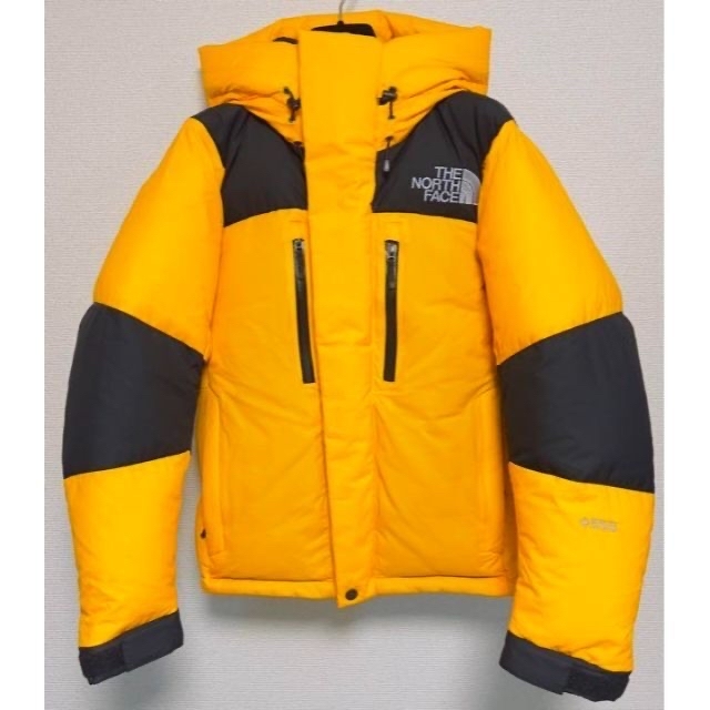 THE NORTH FACE(ザノースフェイス)の美品 ノースフェイス バルトロライトジャケット サミットゴールド ND91950 レディースのジャケット/アウター(ダウンジャケット)の商品写真