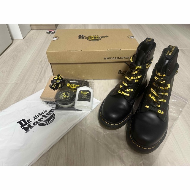 値下げ！Dr.Martens 8ホール　ブーツ　黒　日本サイズ25センチ