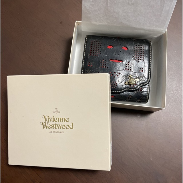 Vivienne Westwood(ヴィヴィアンウエストウッド)のヴィヴィアンウエストウッド 折りたたみ 財布 レディースのファッション小物(財布)の商品写真