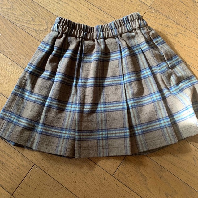 UNIQLO(ユニクロ)のプリーツスカート キッズ/ベビー/マタニティのキッズ服女の子用(90cm~)(スカート)の商品写真