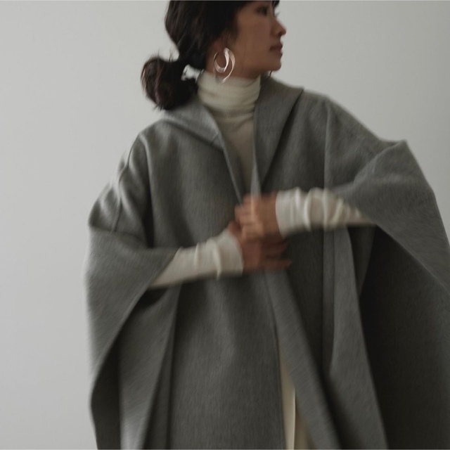 Nala Hooded cape coat フーデッドケープコート ナラ い出のひと時に