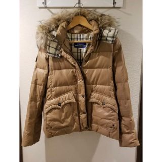 バーバリーブルーレーベル(BURBERRY BLUE LABEL)のBURBERRY バーバリー　ブルーレーベル  38 キャメル　ダウン　コート(ダウンコート)