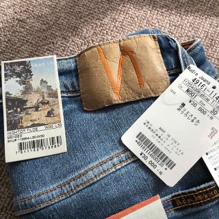 ヌーディジーンズ(Nudie Jeans)の新品未使用　ヌーディジーンズ　デニム　インディゴ　スキニー　メンズ　ダメージ(デニム/ジーンズ)