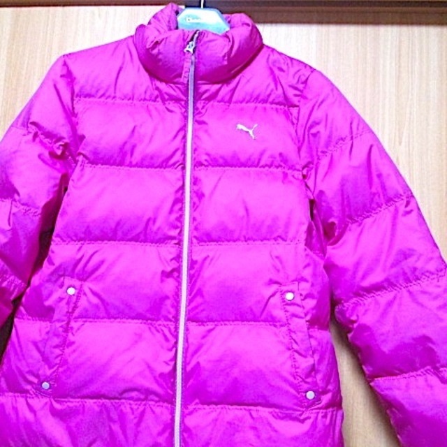 PUMA(プーマ)のプーマ♪PUMA♪ダウンジャケット♪濃いめピンク♪used レディースのジャケット/アウター(ダウンジャケット)の商品写真