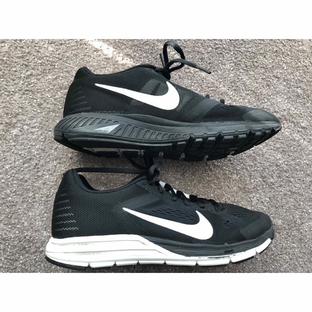 NIKE(ナイキ)のNIKE スニーカー 24.5cm ✧︎*。美品 レディースの靴/シューズ(スニーカー)の商品写真