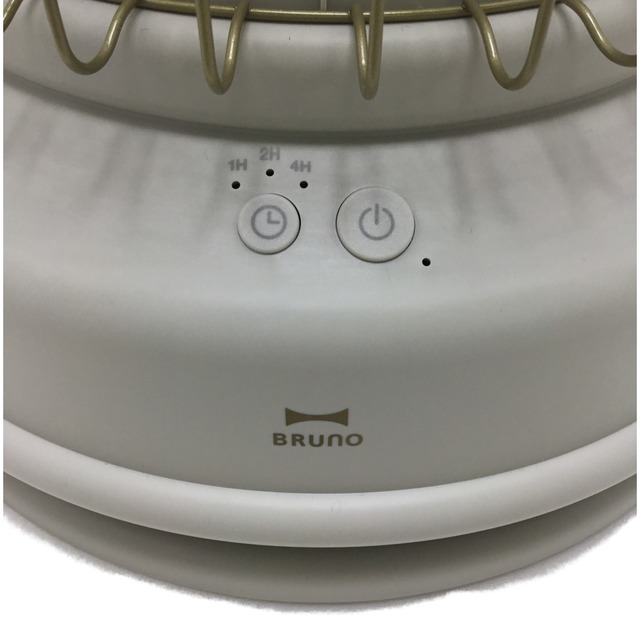 ▲▲BRUNO ブルーノ BRUNO　全方位型ファンヒーター　Classic Stove　 BOE-100 グレー スマホ/家電/カメラの冷暖房/空調(電気ヒーター)の商品写真