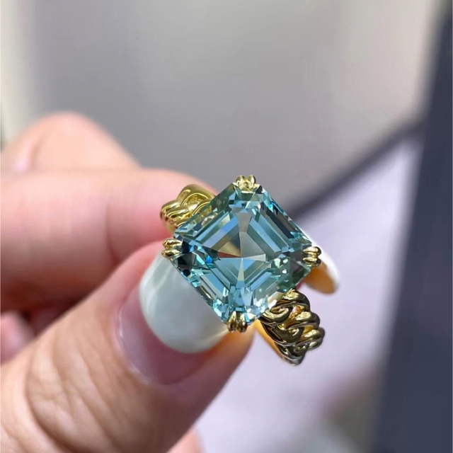 無料配達 天然アクアマリン リング5.55ct ¥ k18 リング(指輪 ...