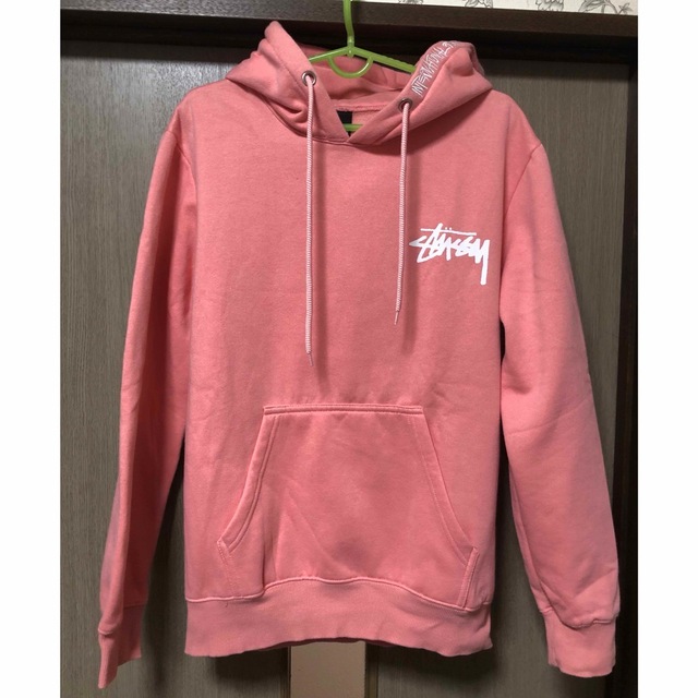 STUSSY(ステューシー)のステューシー　パーカー　ピンク　stussy スウェット レディースのトップス(パーカー)の商品写真