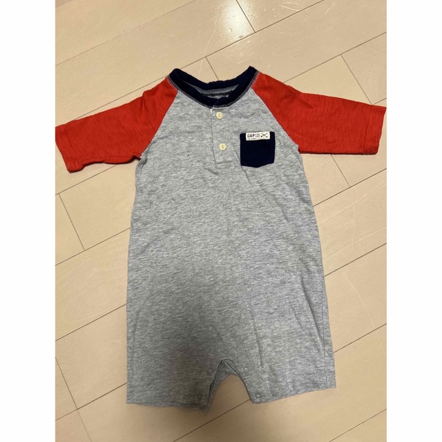 babyGAP(ベビーギャップ)のbaby gap ロンパース キッズ/ベビー/マタニティのベビー服(~85cm)(ロンパース)の商品写真