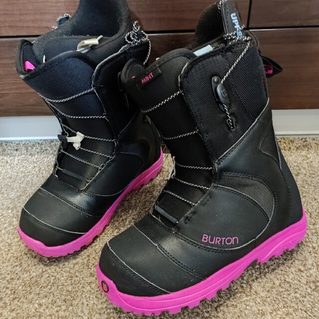 美品 BURTON MINT 24.5センチ スノボブーツ 【メーカー直売