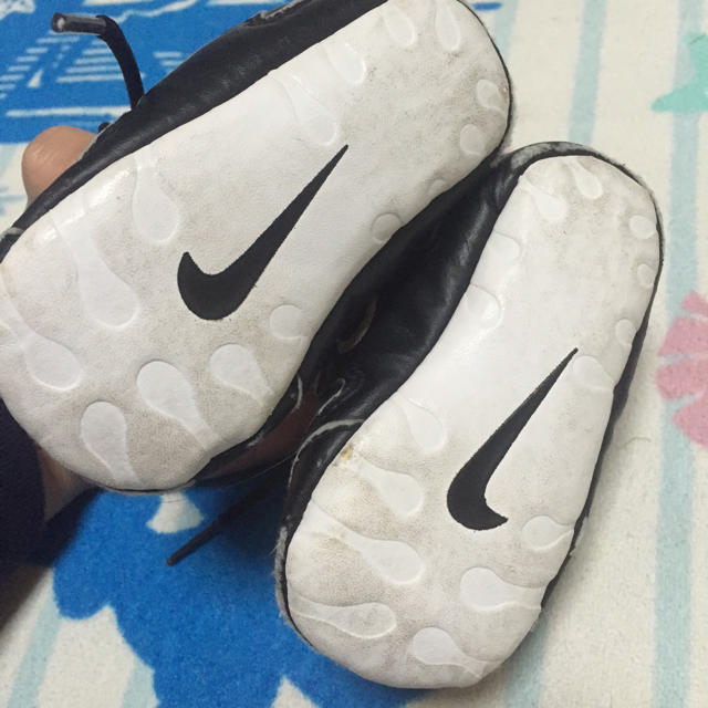 NIKE(ナイキ)のベビーシューズ キッズ/ベビー/マタニティのベビー靴/シューズ(~14cm)(スニーカー)の商品写真