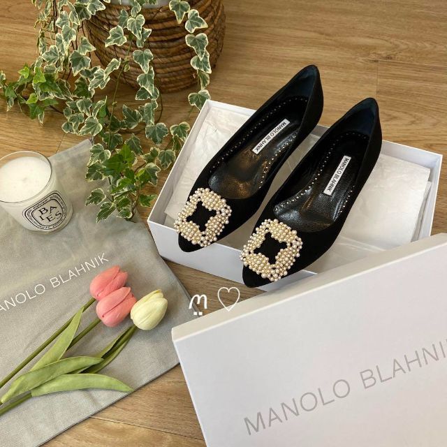 人気商品 MANOLO BLAHNIK - マノロブラニク ハンギシフラット パール