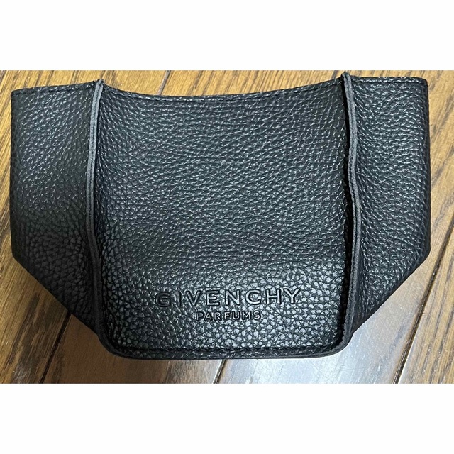 GIVENCHY(ジバンシィ)のGIVENCHYノベルティコスメストッカー コスメ/美容のメイク道具/ケアグッズ(メイクボックス)の商品写真