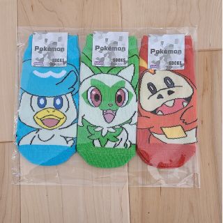 ポケモン - レオパード様専用 ポケモン ピカチュウ ハイソックスの通販 