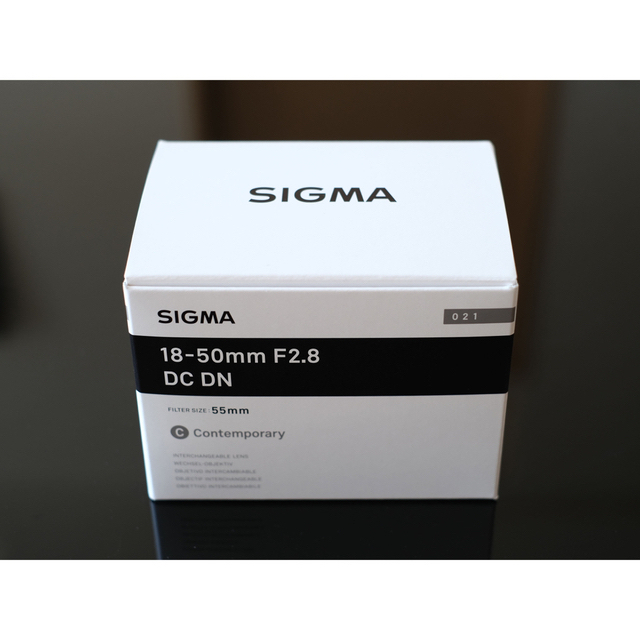 SIGMA 18-50mm F2.8 DC DN Xマウント 保証2024年1月スマホ/家電/カメラ