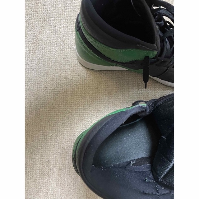 Jordan Brand（NIKE）(ジョーダン)のナイキ エアジョーダン1 レトロ ハイ パイン グリーン ブラック メンズの靴/シューズ(スニーカー)の商品写真