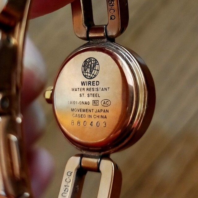 WIRED(ワイアード)のWIRED　腕時計　ピンクゴールド レディースのファッション小物(腕時計)の商品写真