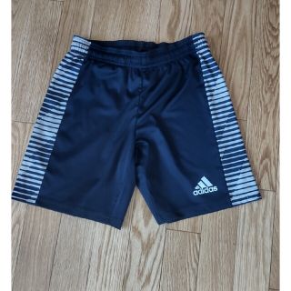 アディダス(adidas)のtakarabako様専用 アディダス ハーフパンツ 160(ウェア)