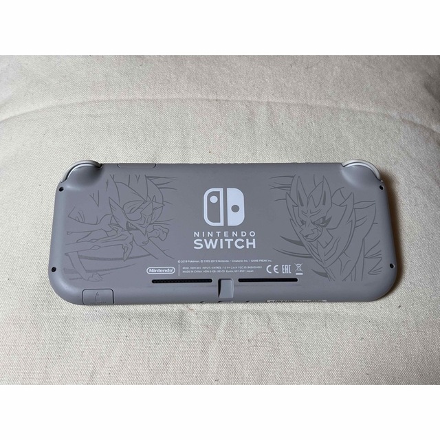 NINTENDO SWITCH LITE ザシアン・ザマゼンタ