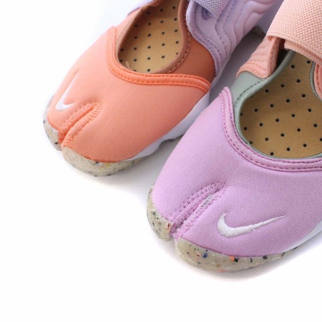 NIKE(ナイキ)のNIKE AIR RIFT Crimson Bliss Infinite レディースの靴/シューズ(サンダル)の商品写真