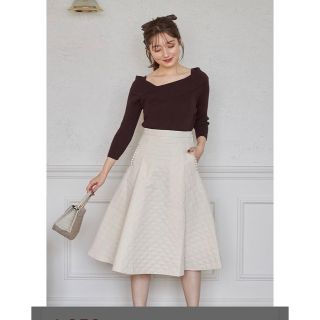 トッコクローゼット(TOCCO closet)のトッコクローゼット　キルティング　スカート(ひざ丈スカート)